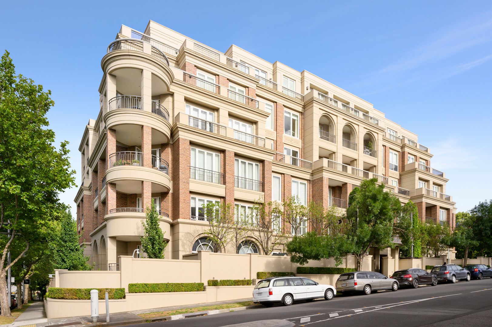 204/1 Wallace Avenue, Toorak Property History & Address Research Domain