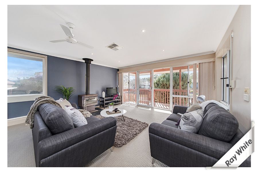 6 Musca Place, Giralang ACT 2617, Image 2