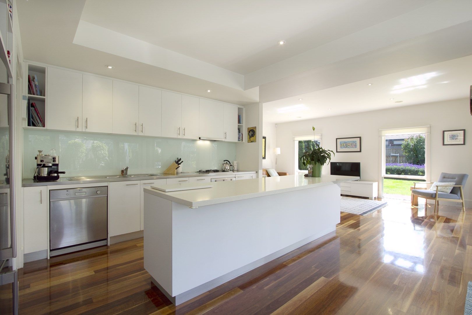 4 bedrooms House in 43 Flinders Street MENTONE VIC, 3194