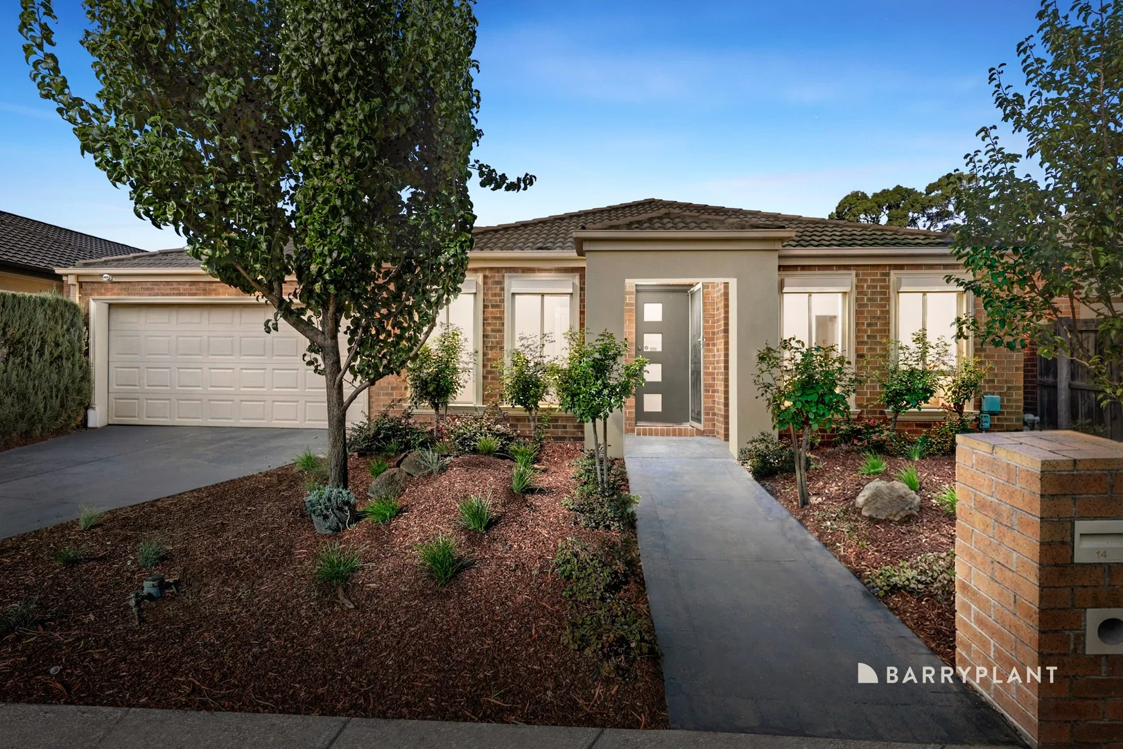 14 Chandler Drive, South Morang VIC 3752