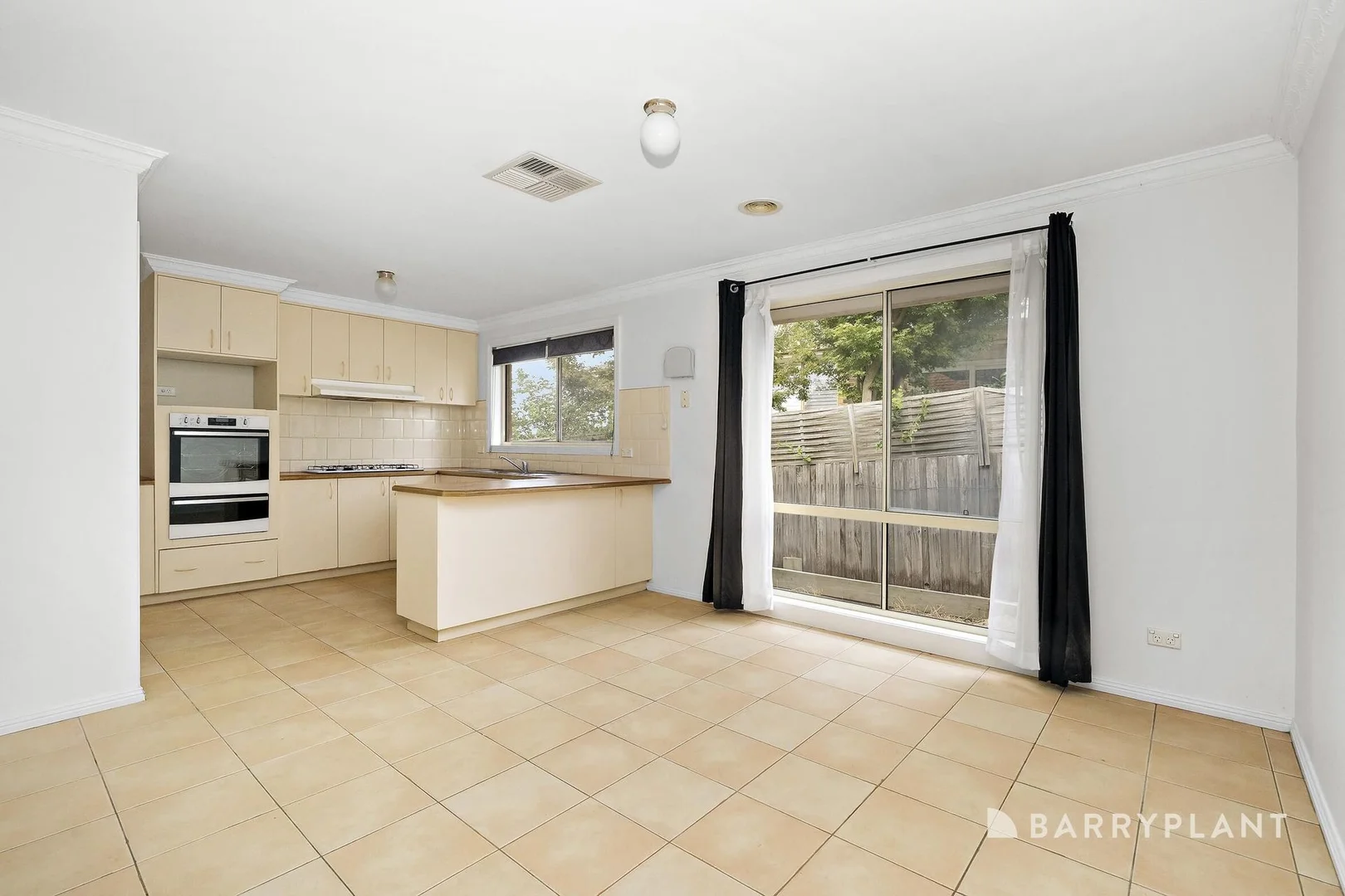 Additional image 2 of 30 Earlsfield Drive, Berwick VIC 3806