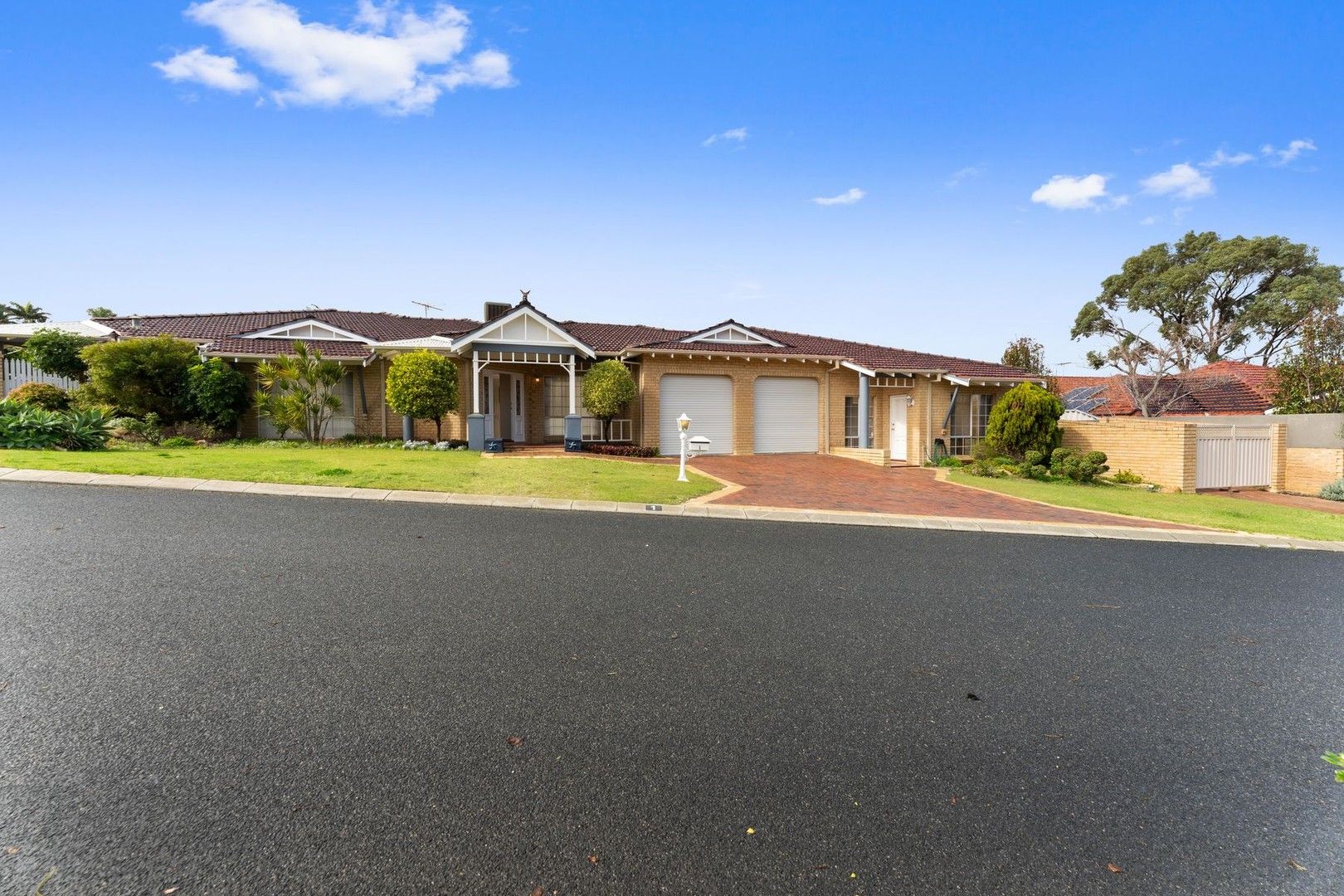 1 Kareela Court, Duncraig WA 6023, Image 0