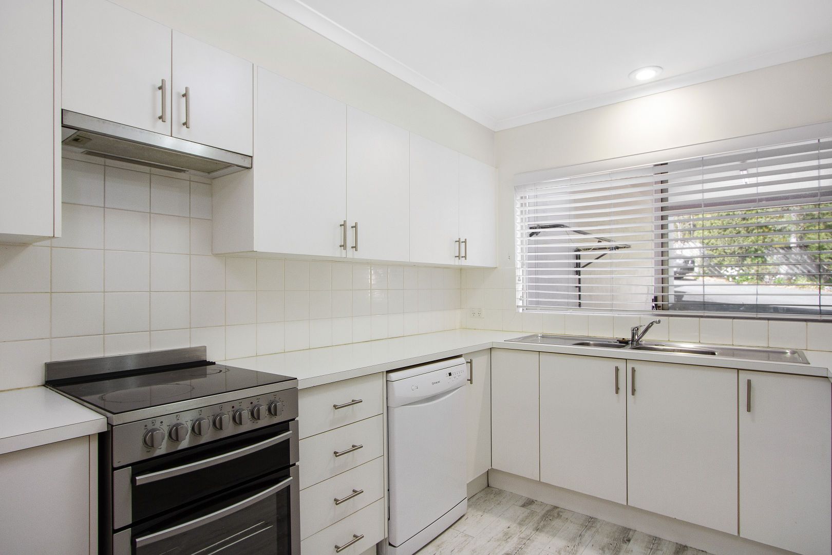 17/12-18 Newth Place, Surf Beach NSW 2536, Image 1