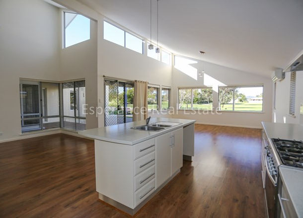 17 Chantilly Circuit, Castletown WA 6450