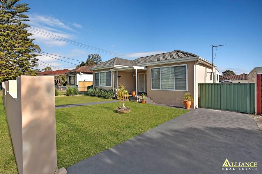 11 Greenway Parade, Revesby NSW 2212, Image 0