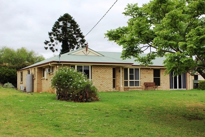 Picture of 56 Pine St, KILLARNEY QLD 4373