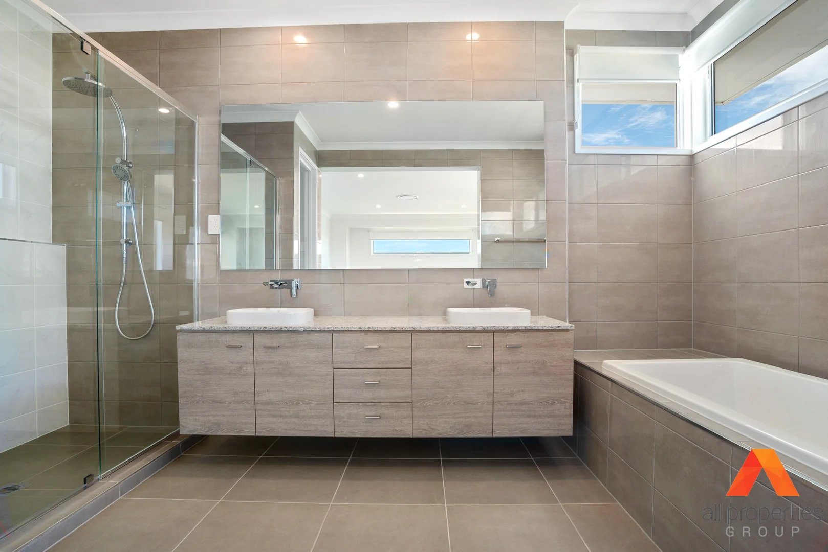 Additional image 11 of 20 Lighthouse Esplanade, Newport QLD 4020