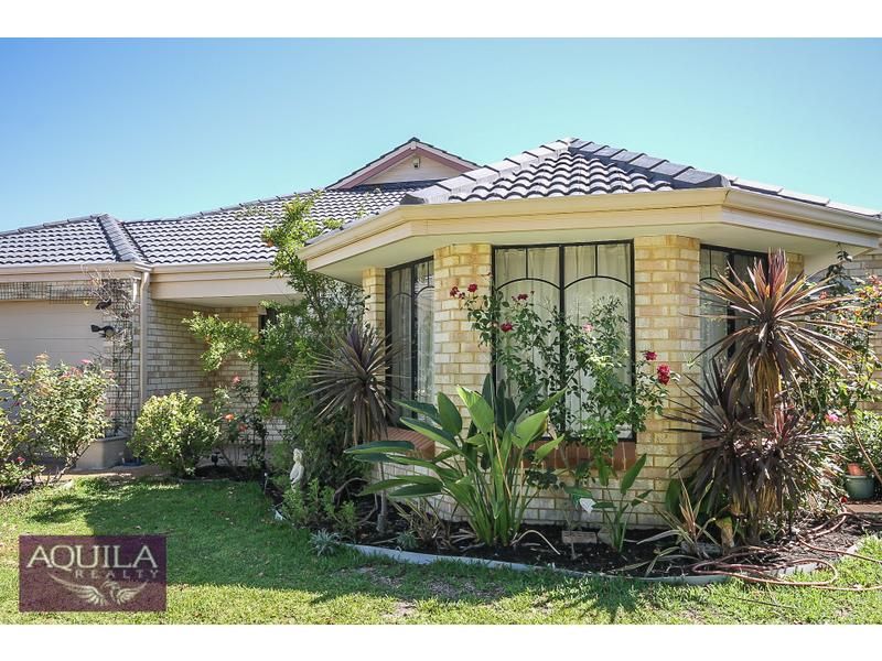 4 bedrooms House in 9 Octagon Gardens AVELEY WA, 6069