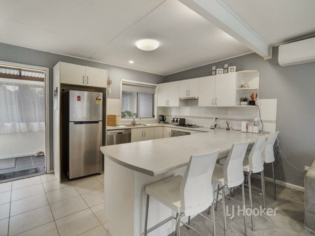 24 Clifton Street, Sanctuary Point NSW 2540, Image 2