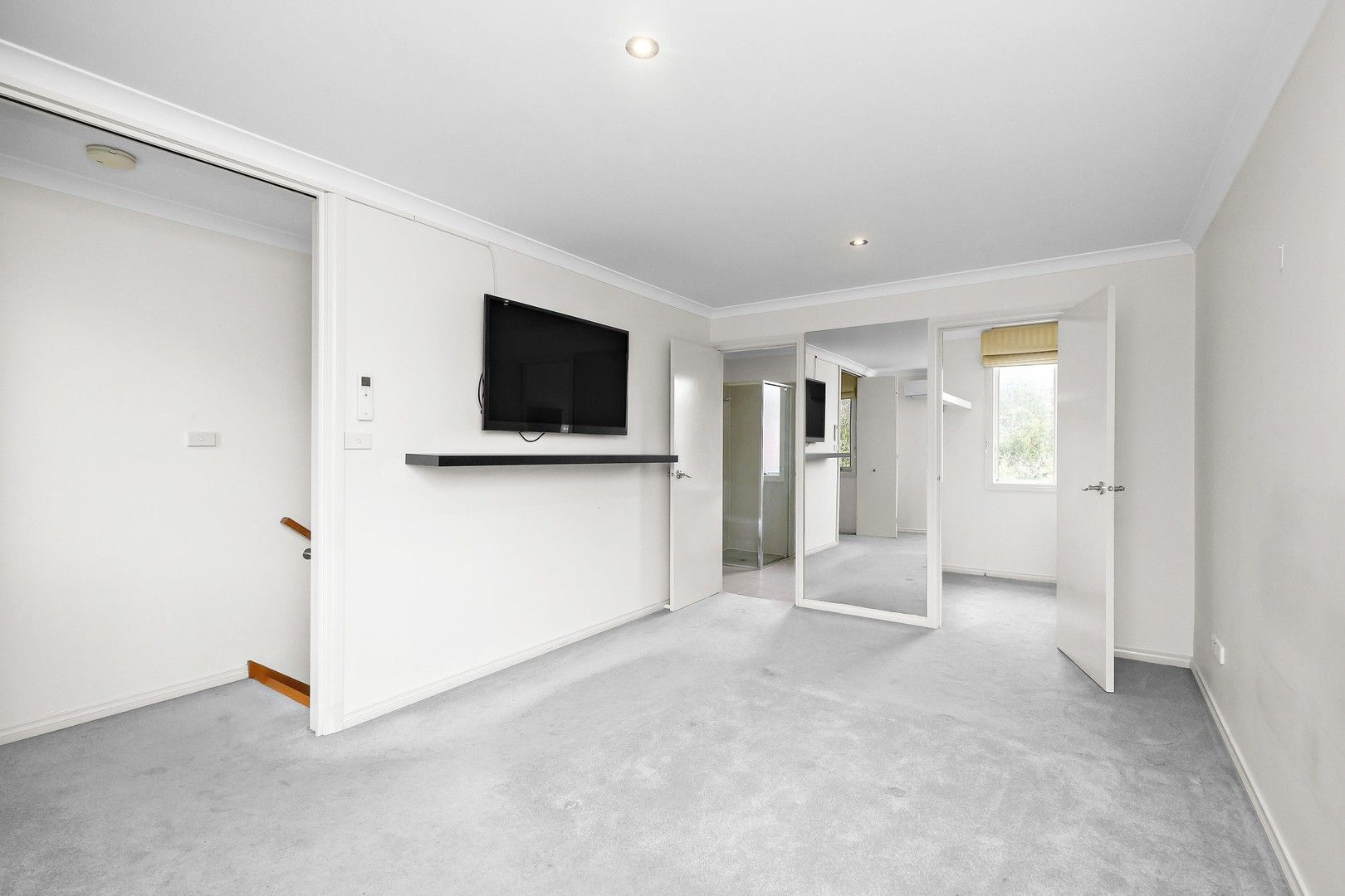 2 bedrooms Apartment / Unit / Flat in 3/235 Dandenong Road WINDSOR VIC, 3181