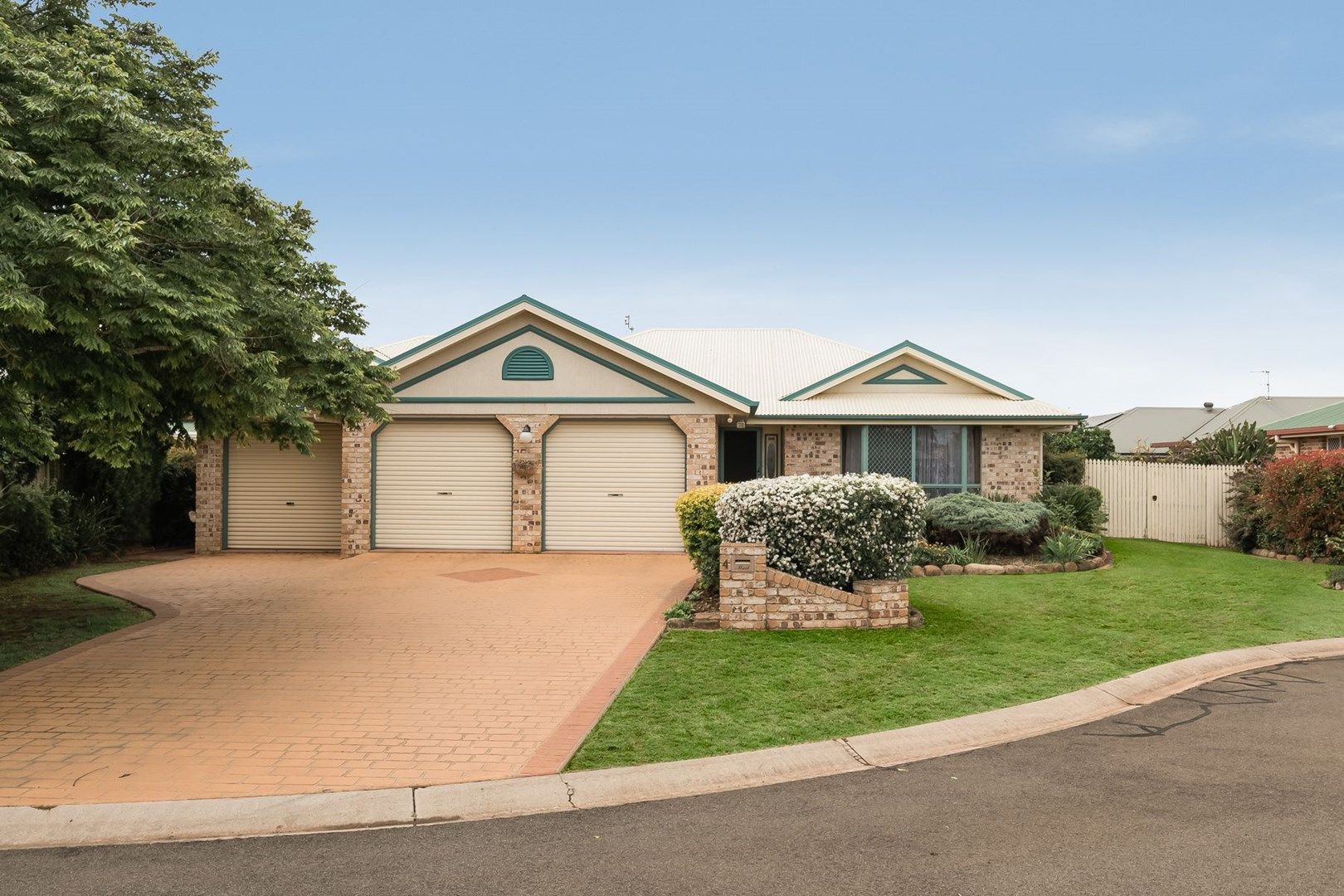 4 Malcolm Close, Middle Ridge QLD 4350, Image 0