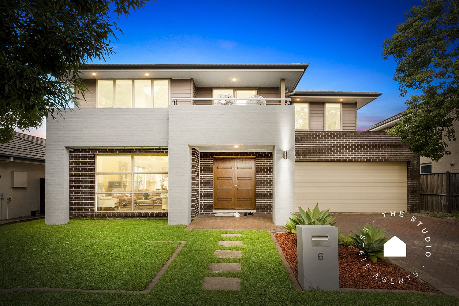 5 bedrooms House in 6 Picnic Street THE PONDS NSW, 2769