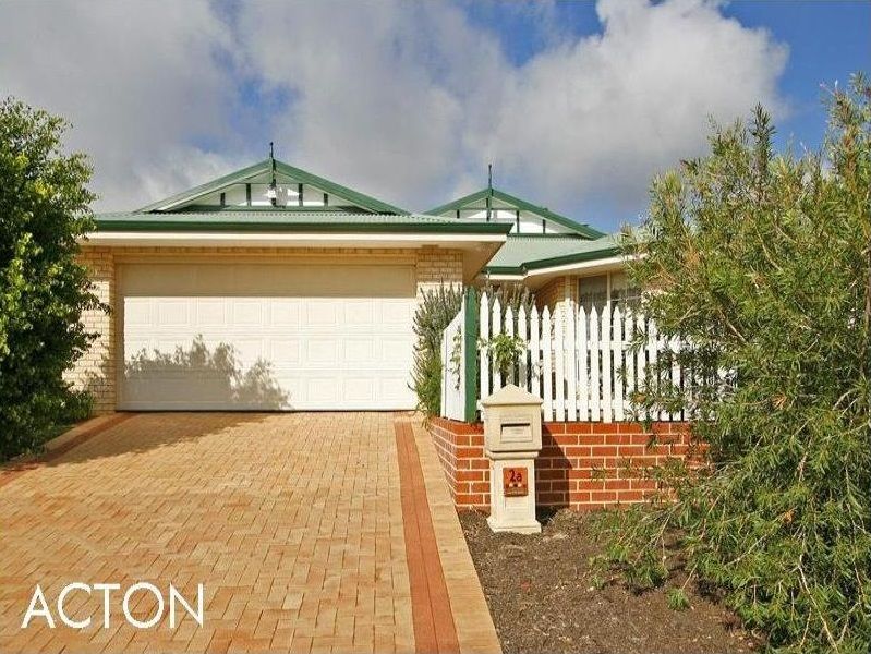 4 bedrooms House in 2a Constitution Gardens BIBRA LAKE WA, 6163