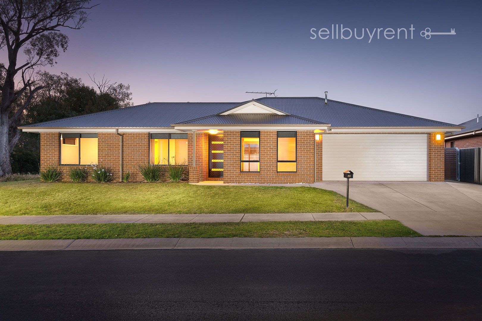 33 WHITELEY CIRCUIT, Baranduda VIC 3691, Image 0