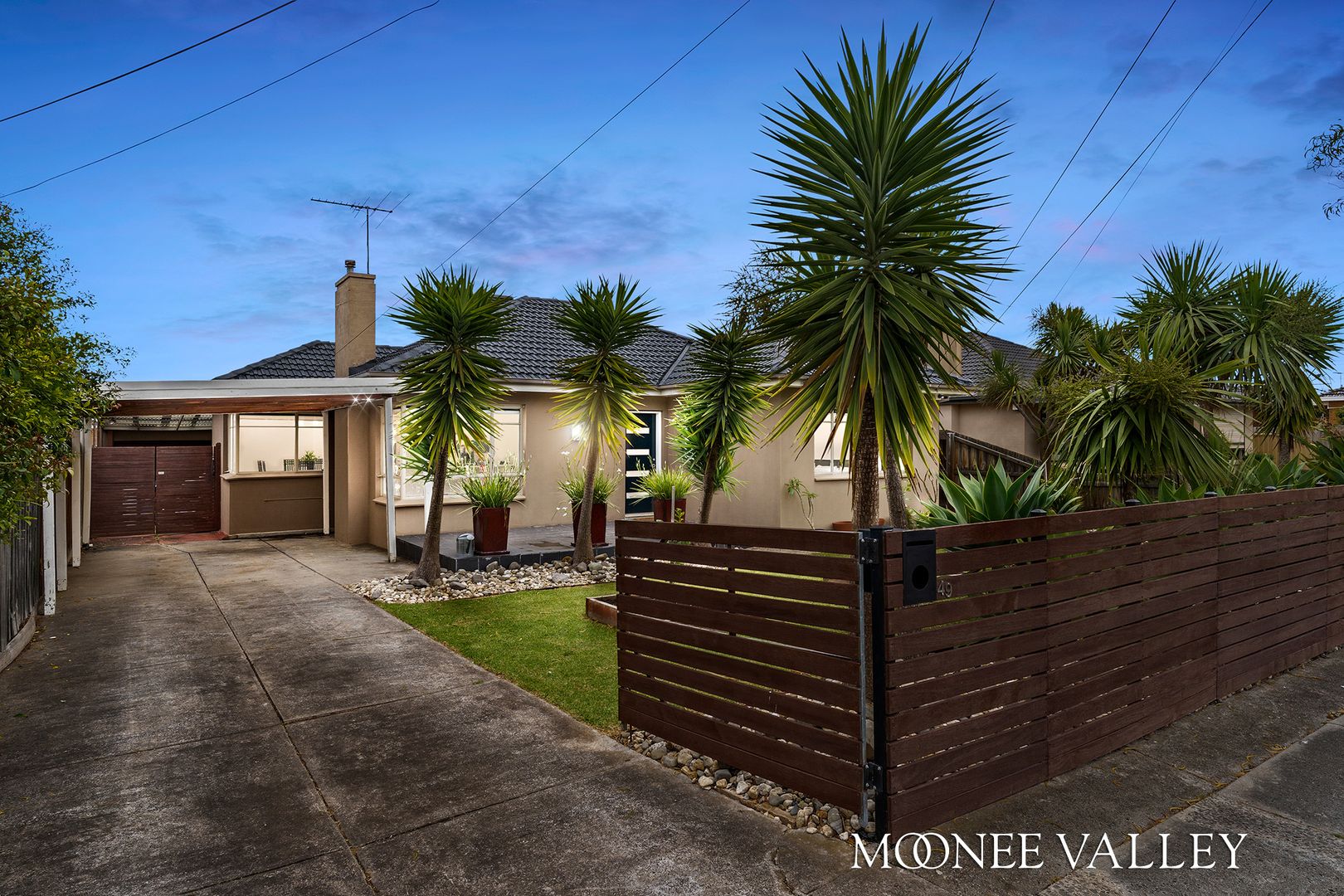 49 Charmaine Avenue, Avondale Heights Property History & Address