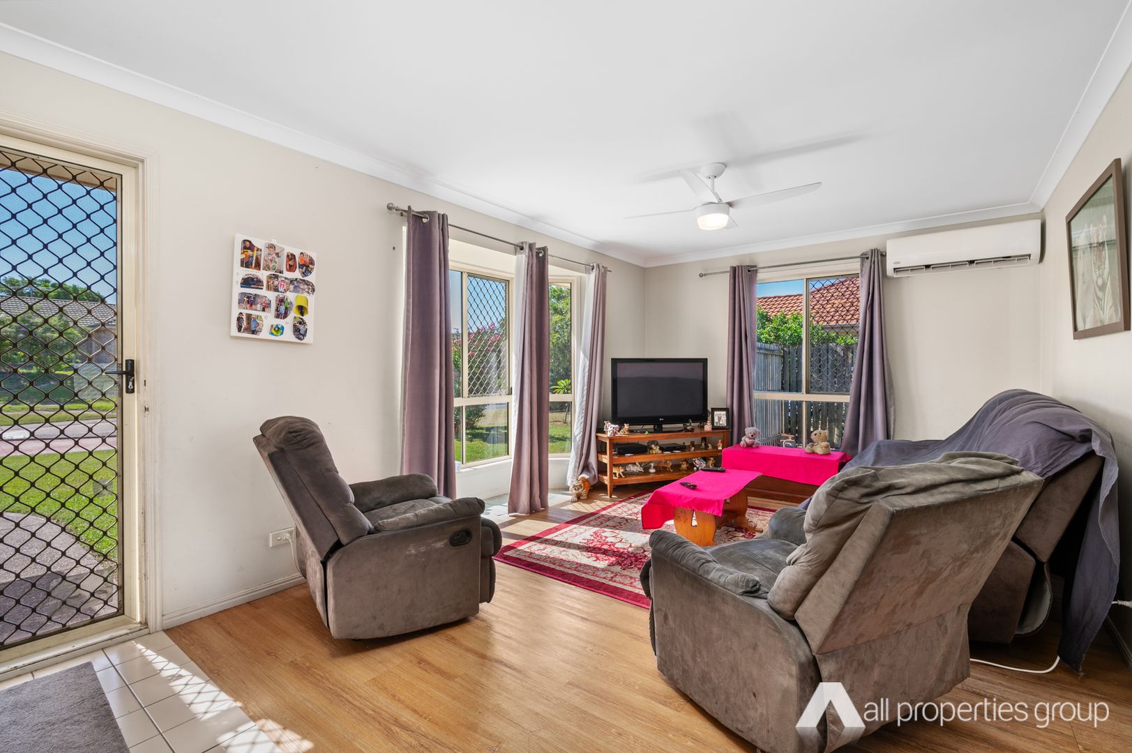 10 Jobson Place, Crestmead QLD 4132, Image 2