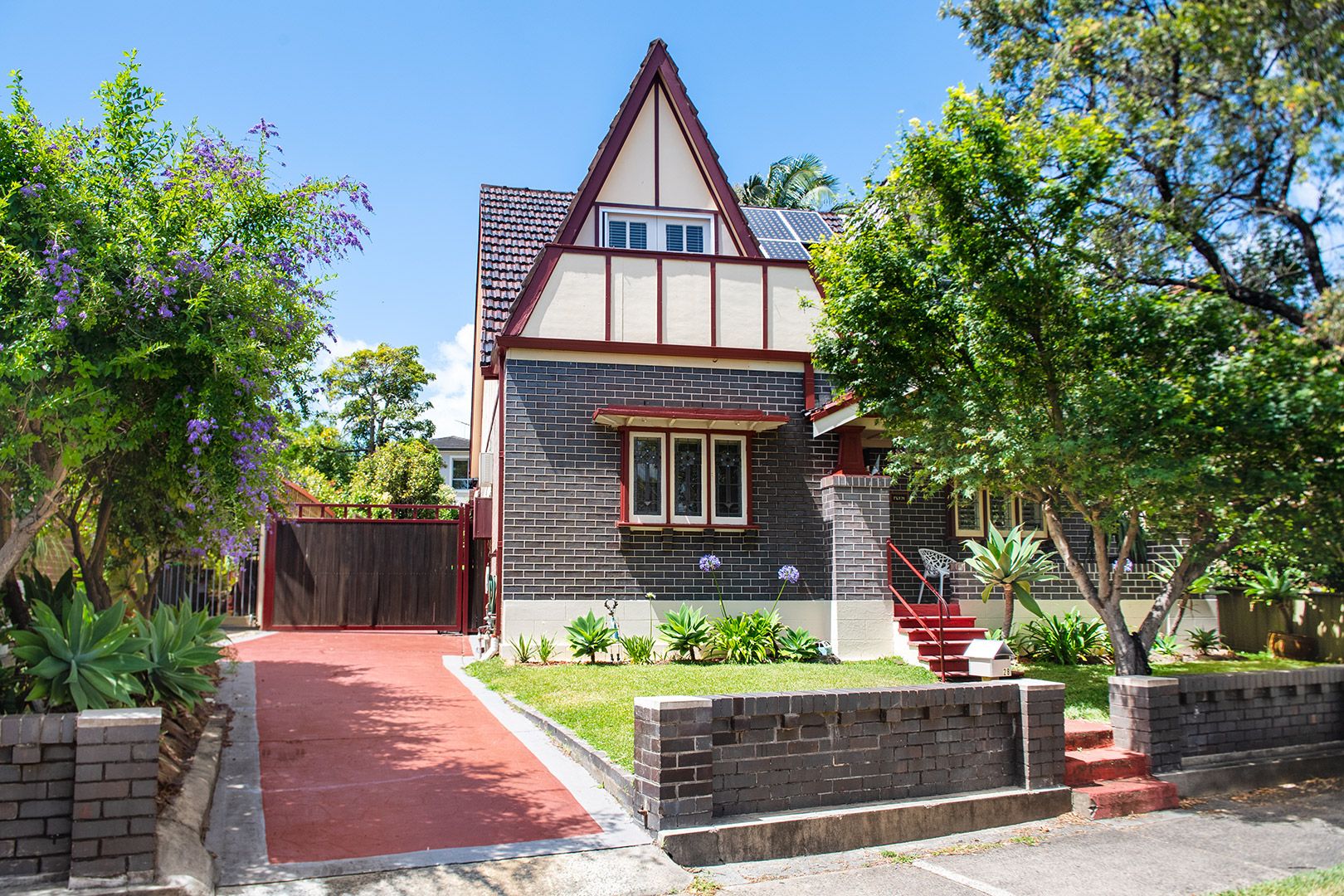 Sold 28 Permanent Avenue, Earlwood NSW 2206 on 16 Dec 2022 2018260447