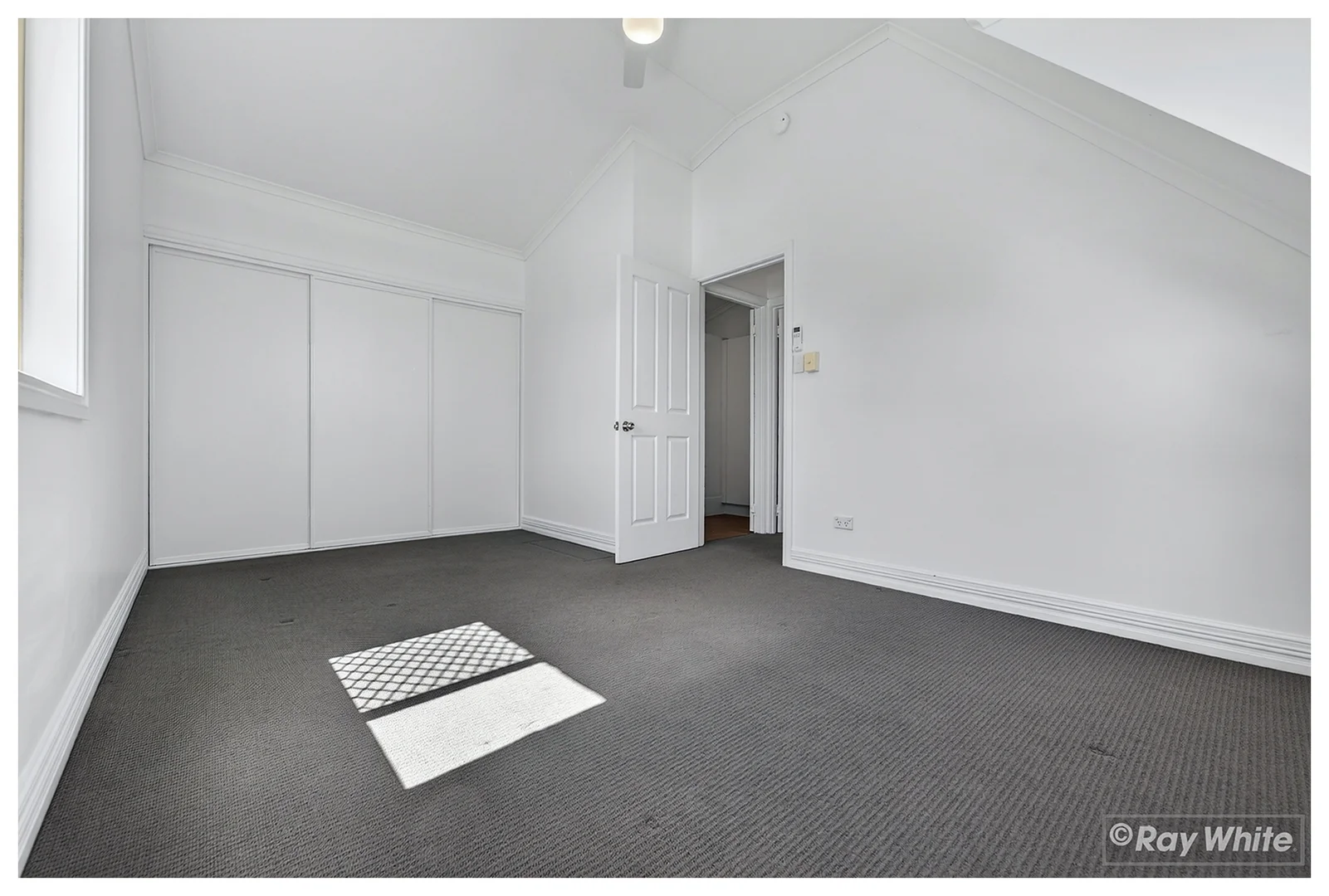 Additional image 11 of 2/51 Bishop Street, The Range QLD 4700