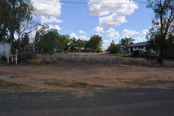 Picture of 20 Bedford Street, BLACKALL QLD 4472