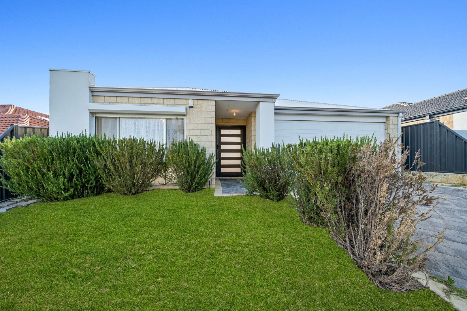 4 bedrooms House in 16 Snugglepot Street BANKSIA GROVE WA, 6031