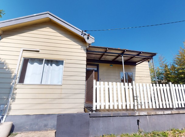 17 John Street, Tighes Hill NSW 2297