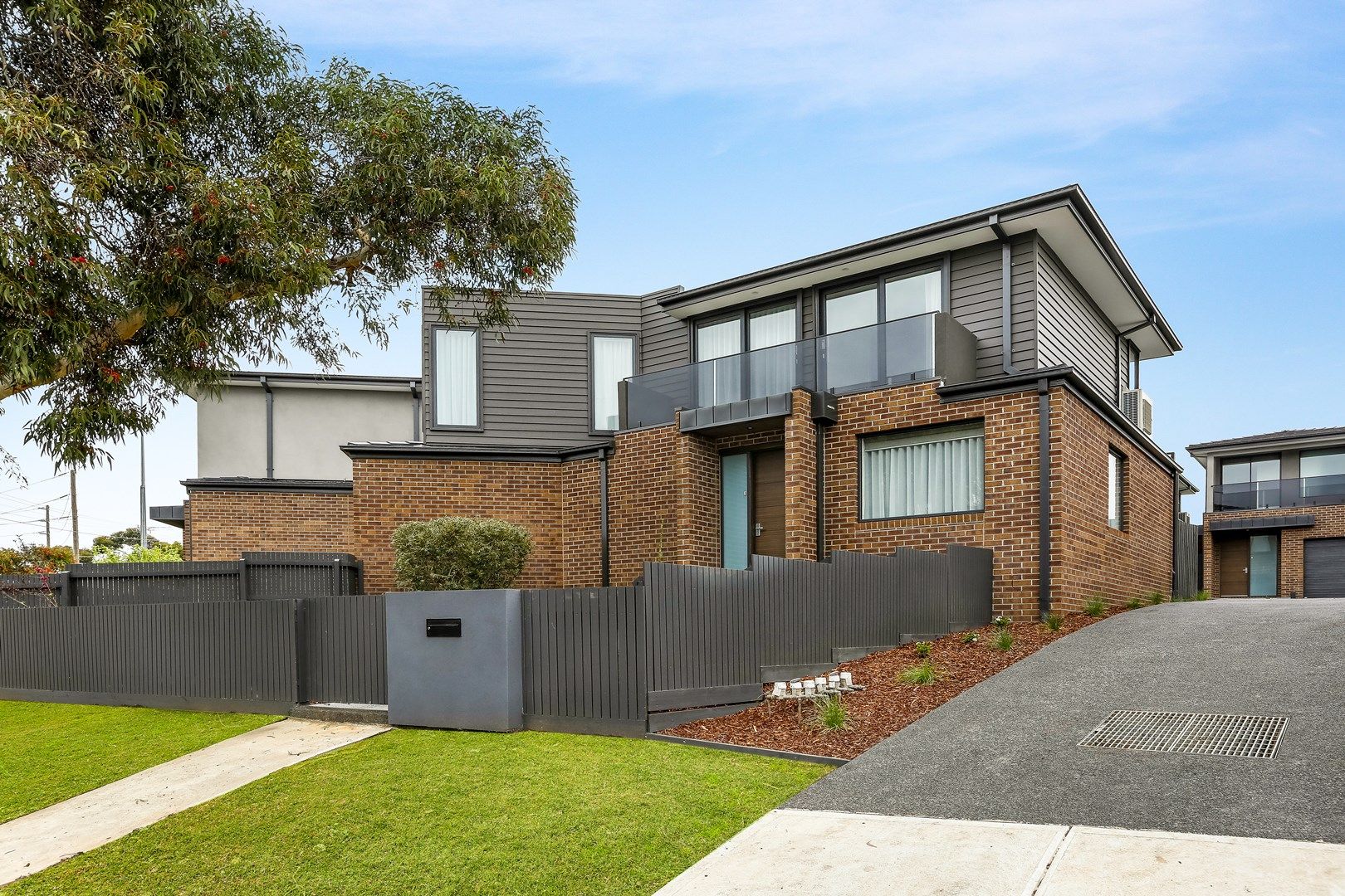 3 bedrooms House in 2/7 Arnold Court PASCOE VALE VIC, 3044