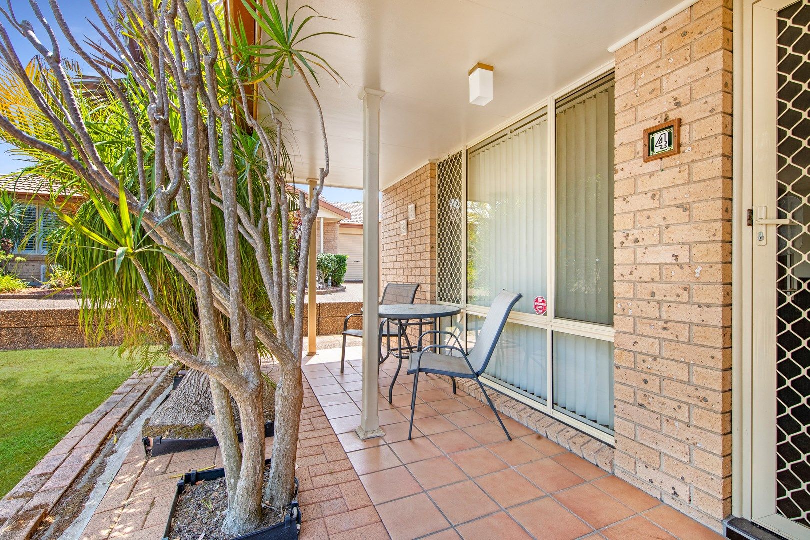 4/18 Floraville Road, Belmont North NSW 2280, Image 1