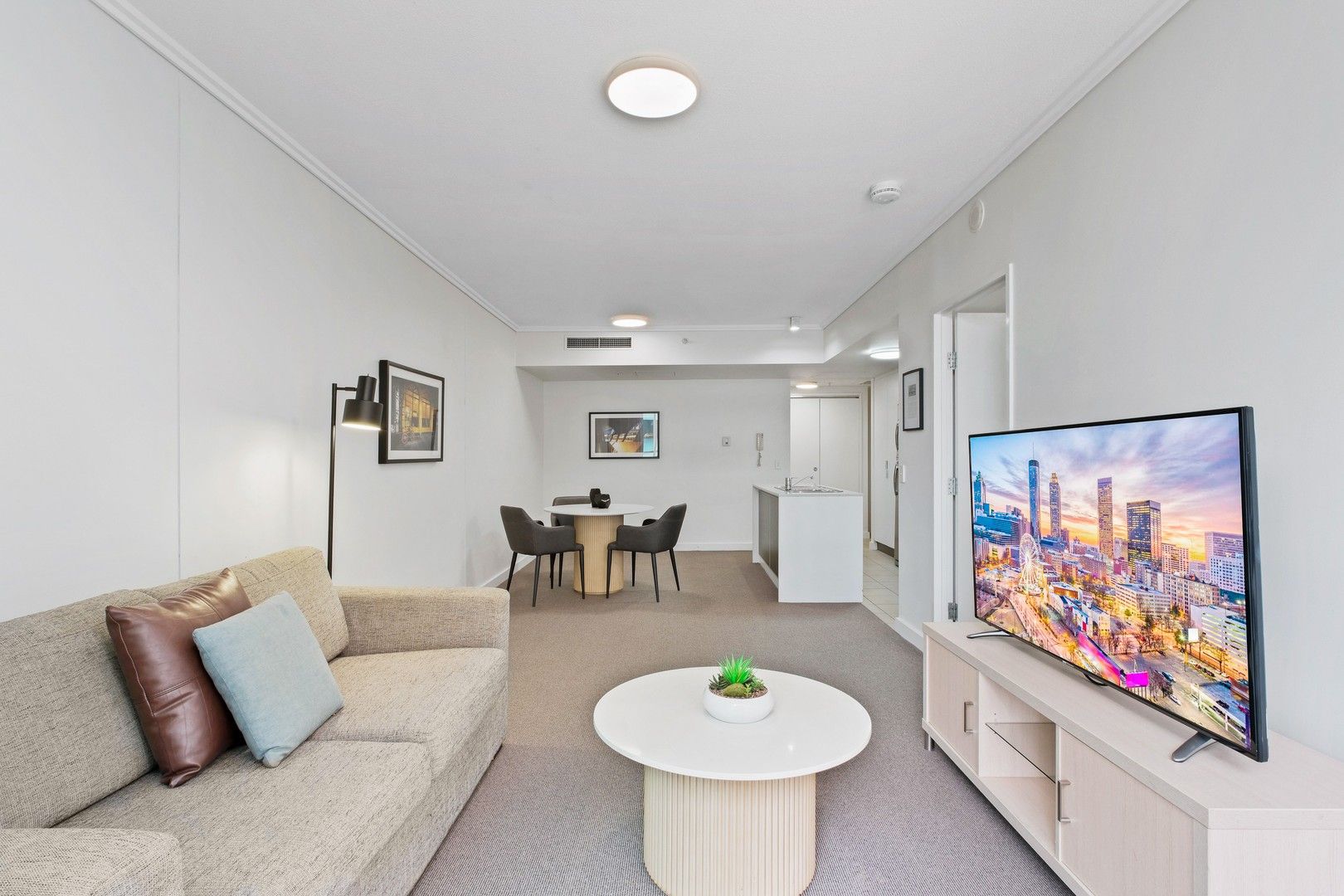 1 bedrooms Apartment / Unit / Flat in 1305/108 Albert Street BRISBANE CITY QLD, 4000