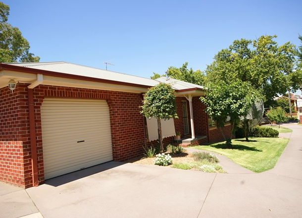 2/318 Norfolk Street, East Albury NSW 2640