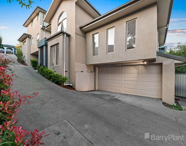 2/14 Mcnabb Street, Berwick VIC 3806