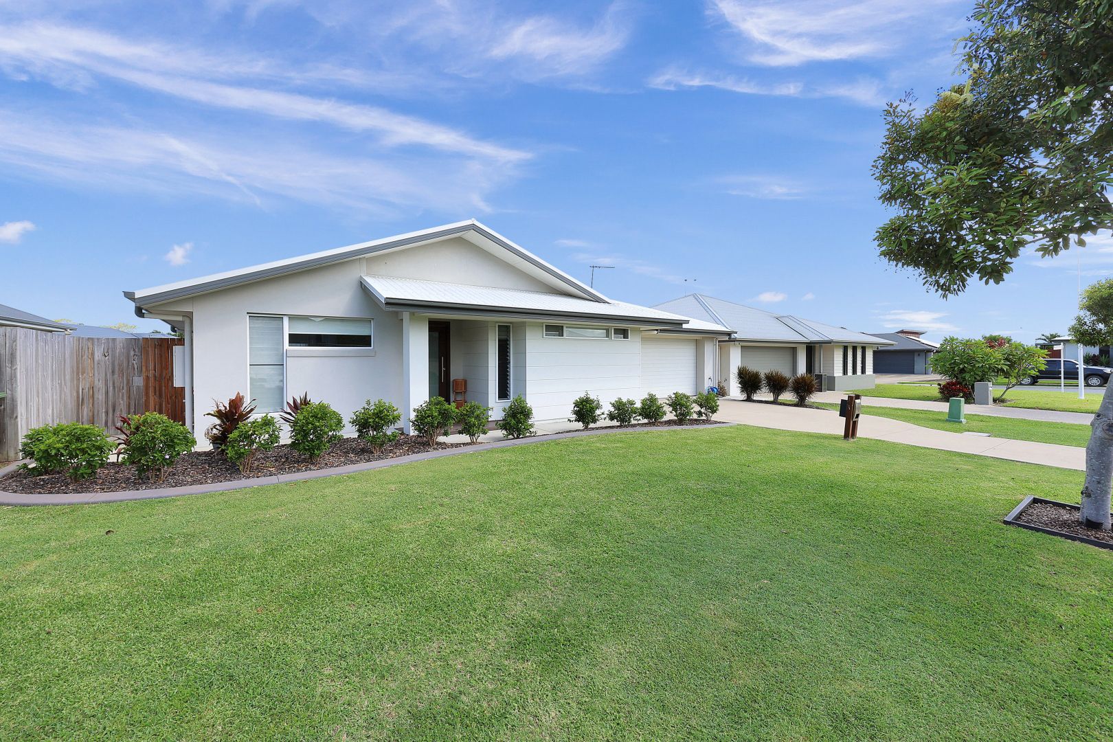 4 Majesty Street, Rural View QLD 4740, Image 2
