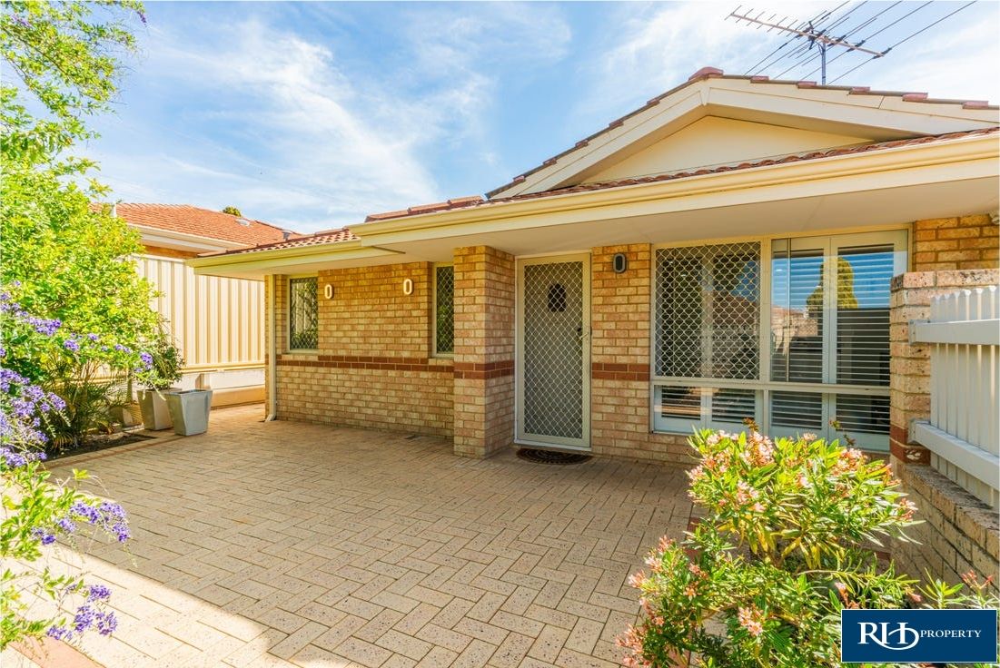 3 bedrooms Villa in 2/3 Adelphi Court MARANGAROO WA, 6064