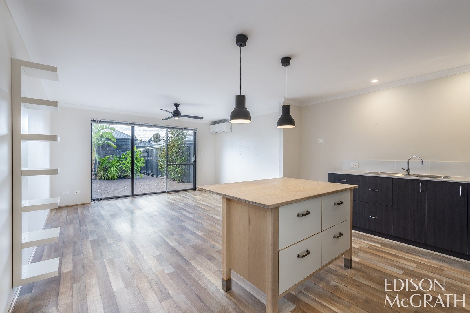 22 Biterax Elbow, Banksia Grove WA 6031, Image 0