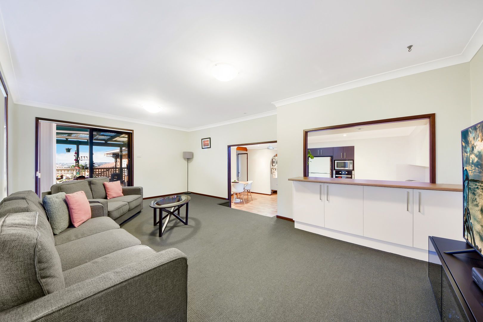 9 Moonstone Place, Eagle Vale NSW 2558, Image 2