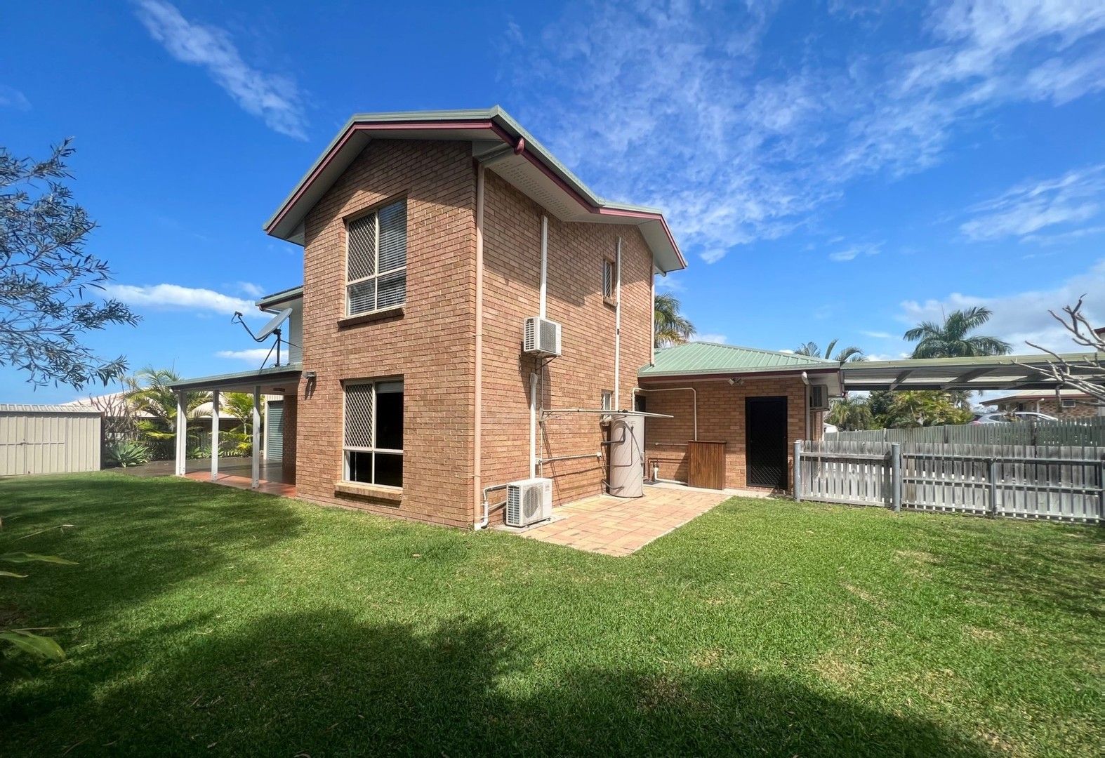 10 Yaraan Court, Boyne Island QLD 4680, Image 1