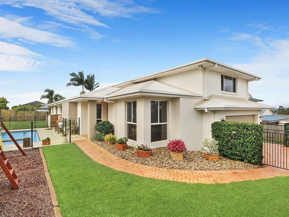 11 Lowe Circuit, Redland Bay QLD 4165