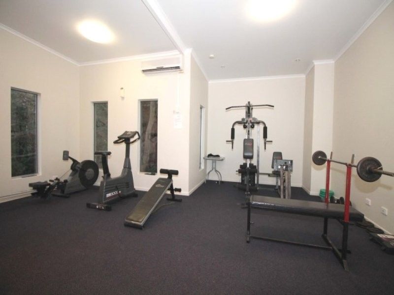 70/1 Stanton Terrace, Townsville City QLD 4810, Image 2