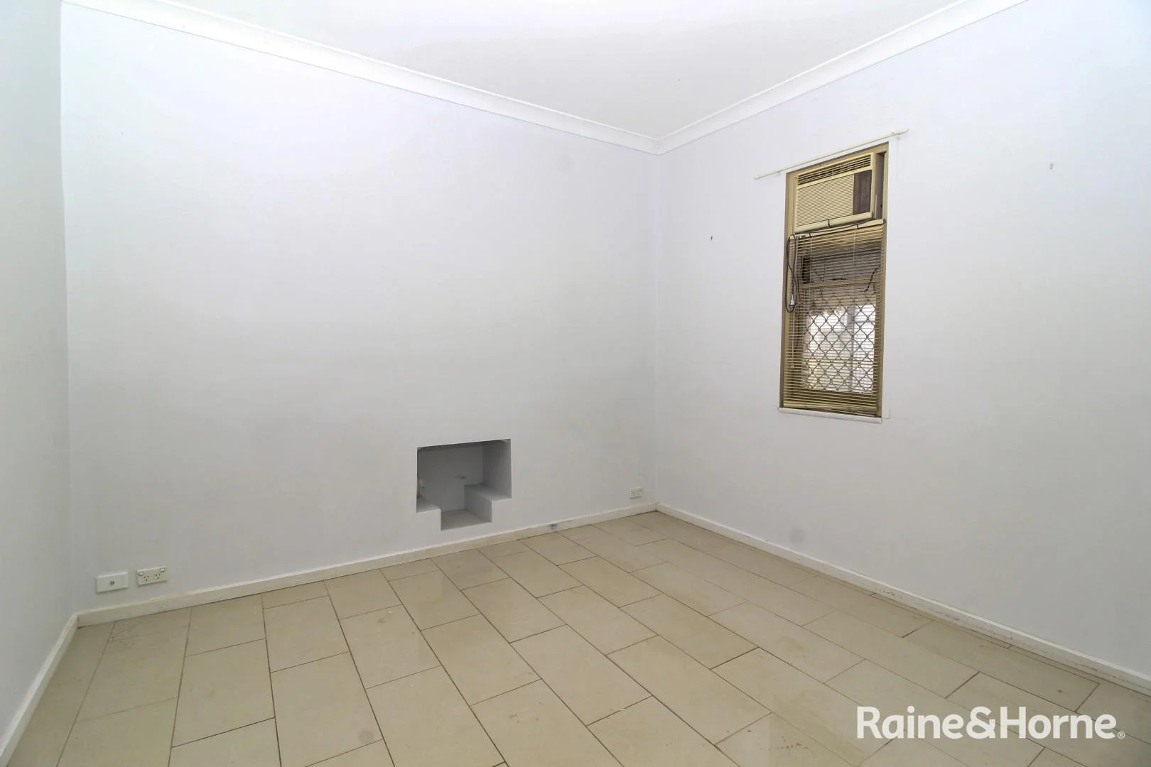 Additional image 3 of 26 Main Street, Port Augusta West SA 5700