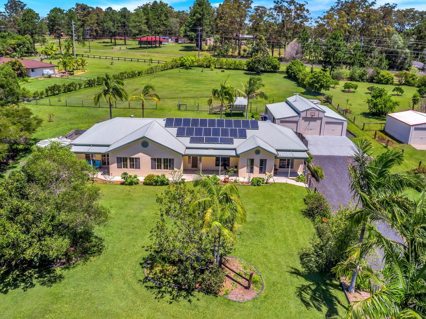 18 Colonial Drive, Gulmarrad Property History & Address Research Domain