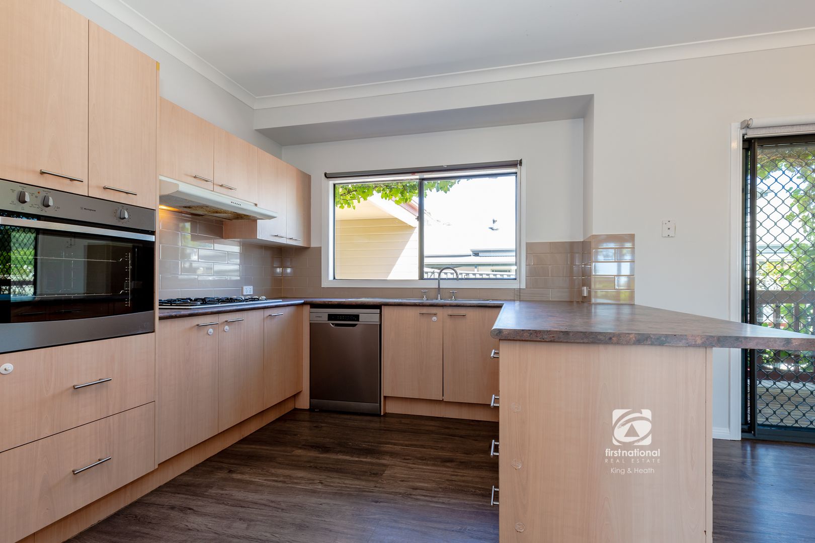 24 Riley Street, Eagle Point VIC 3878, Image 1