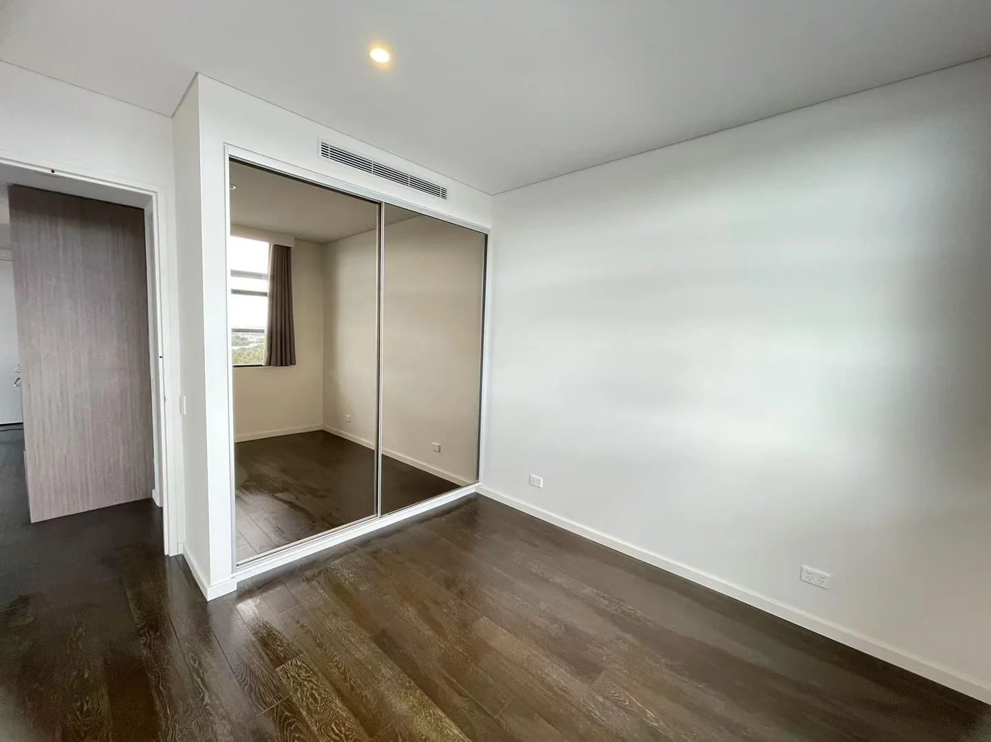 Additional image 9 of 903a/7-9 Kent Road, Mascot NSW 2020