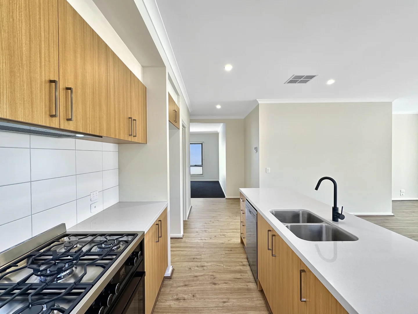 Additional image 4 of 41 Cobram Drive, Eynesbury VIC 3338