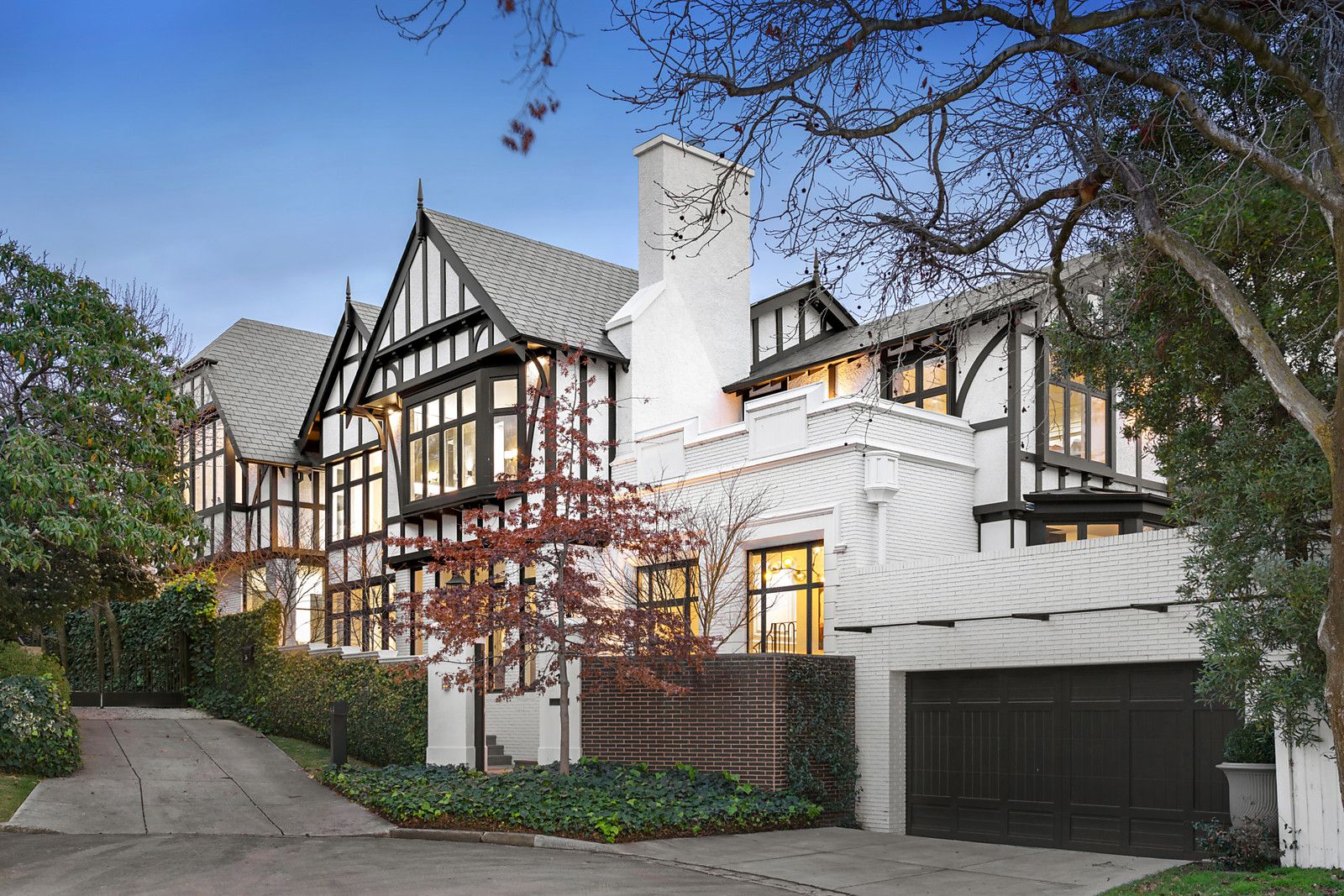 1 Torresdale Court, Toorak VIC 3142, Image 0