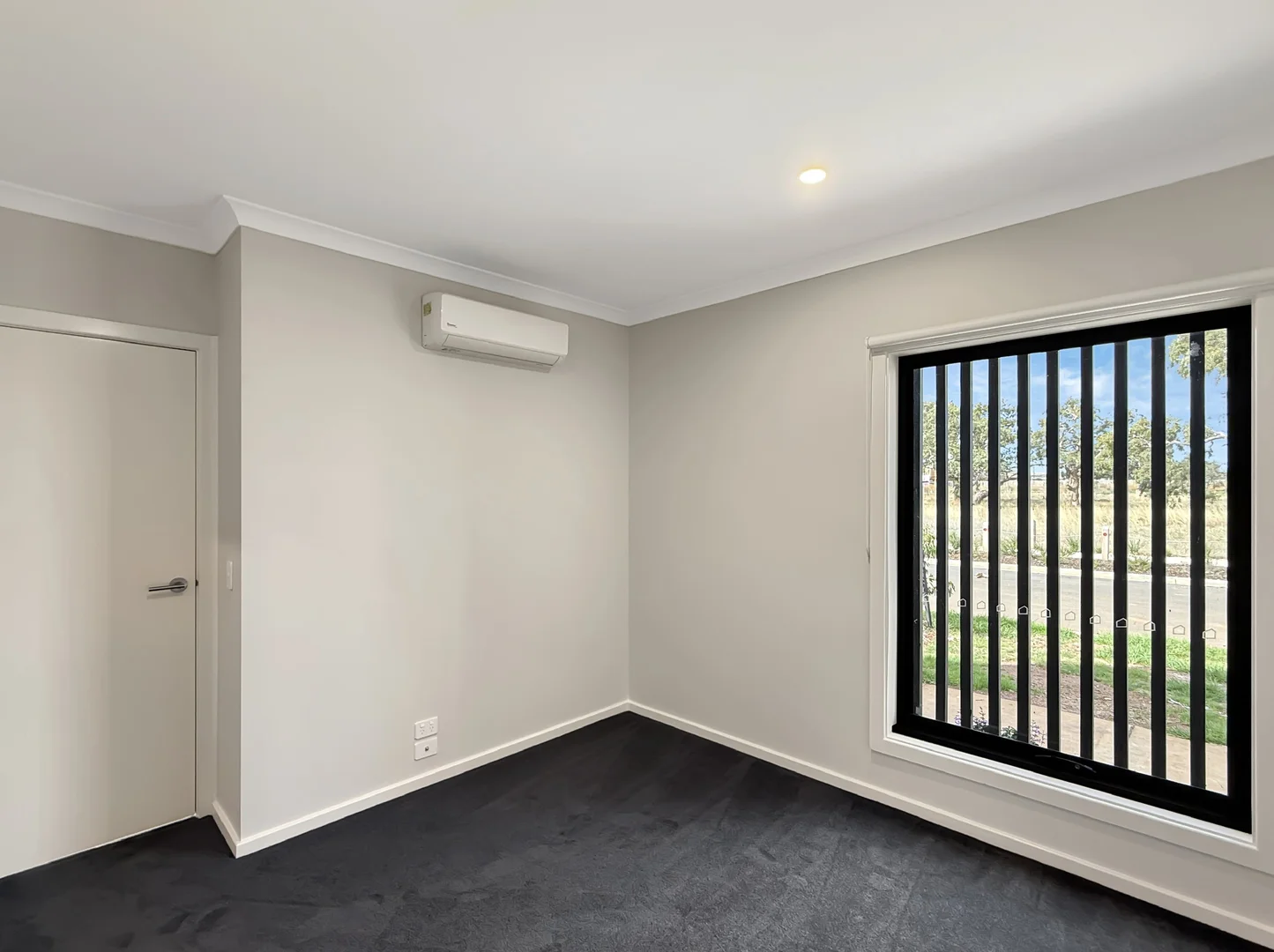 Additional image 2 of 35 Camelon Avenue, Thornhill Park VIC 3335