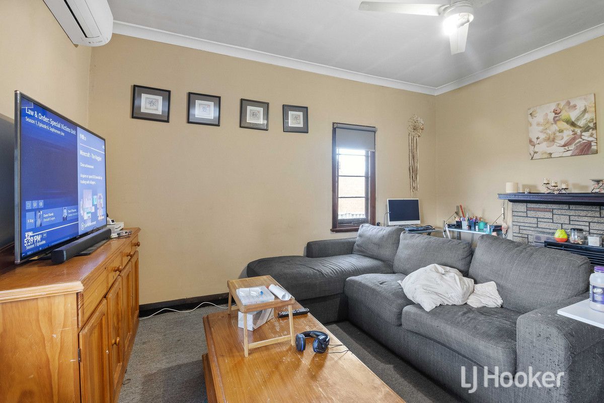 21 Deakin Street, Collie WA 6225, Image 2