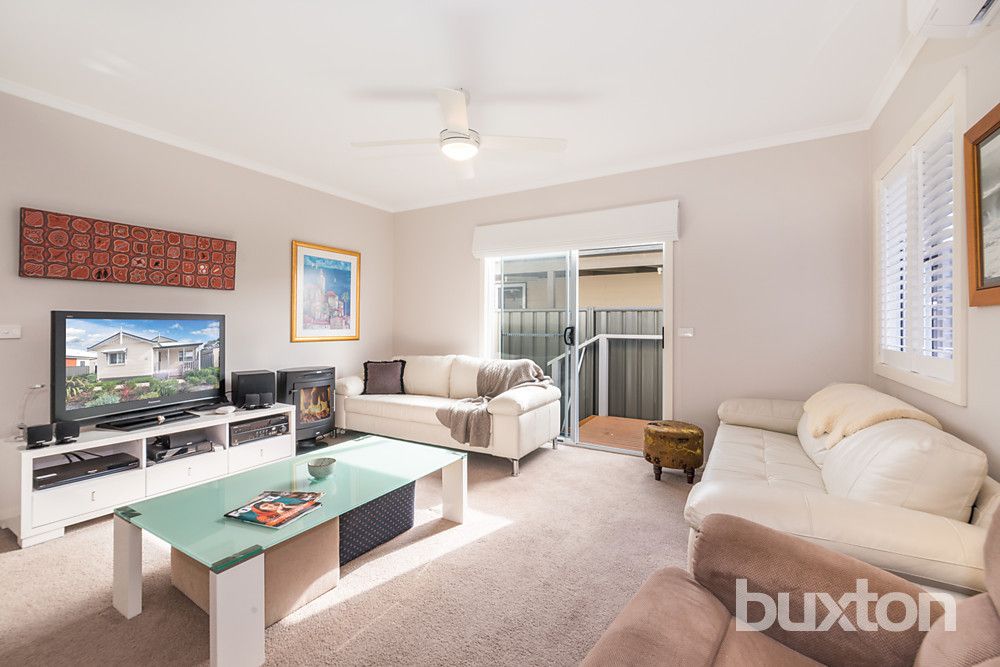 225/40 Watt Street, Lara VIC 3212, Image 2