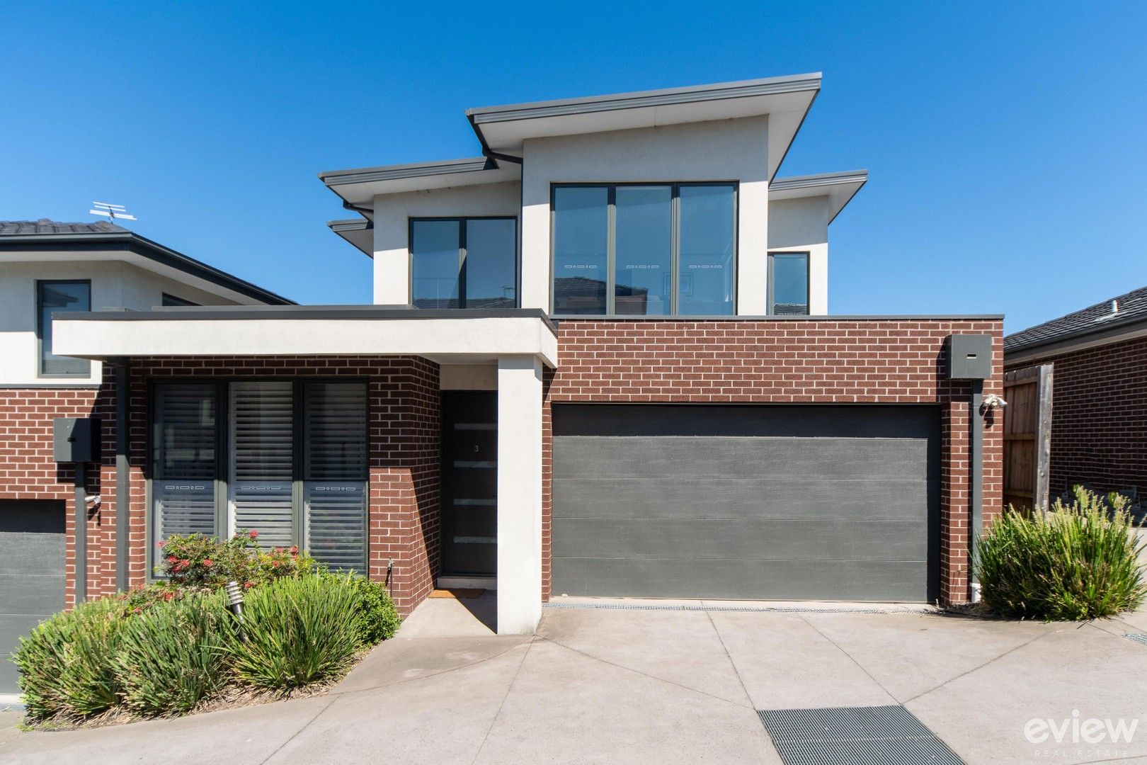 3 bedrooms Townhouse in 3/281 Cranbourne-Frankston Road LANGWARRIN VIC, 3910