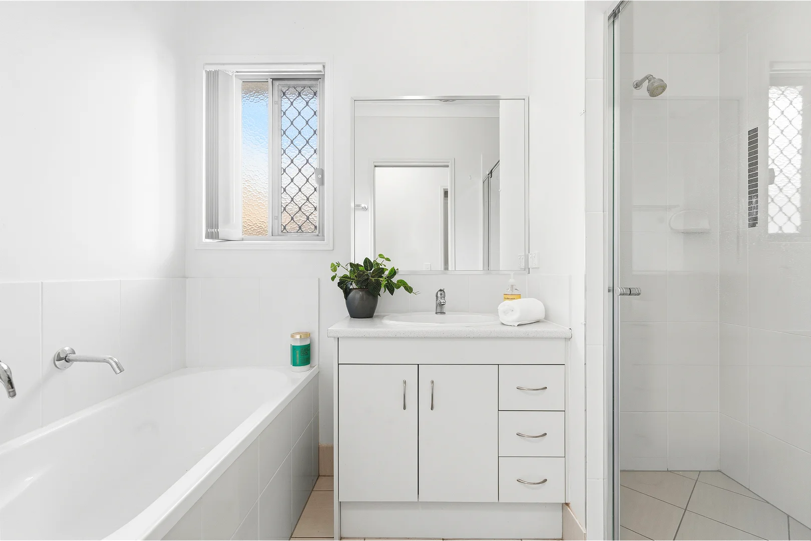 Additional image 9 of 1/14 Railway Parade, Loganlea QLD 4131