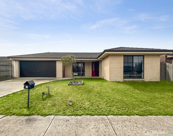 8 Barnes Way, Koo Wee Rup VIC 3981