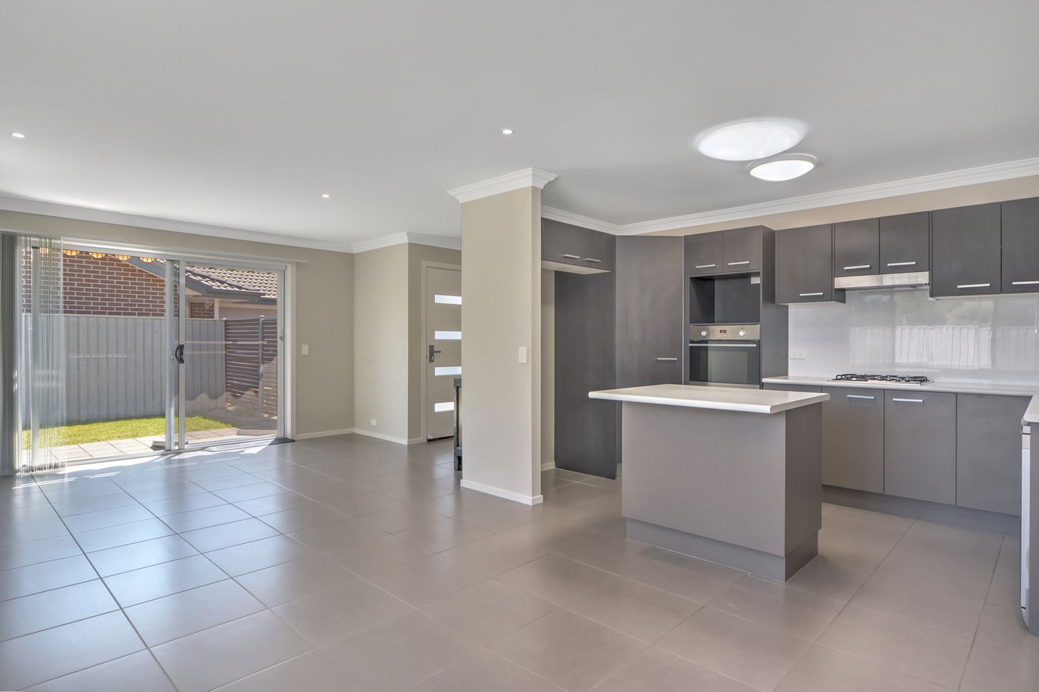 17/146 Plunkett Street, Nowra NSW 2541, Image 2